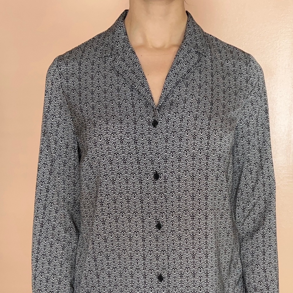 NWT Banana Republic Button-Down Long Sleeve Print Office Blouse